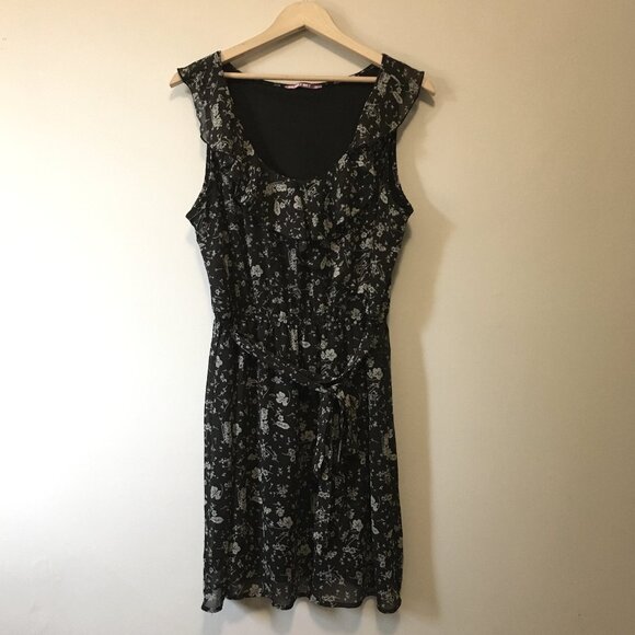 Retro Floral Boho Ruffle Collar Sleeveless Belted Dress - Picture 2 of 16